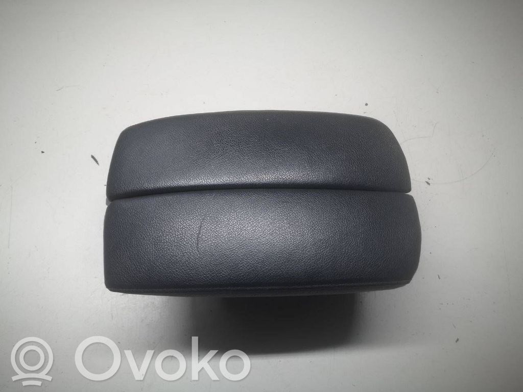 Armrest   9115081,T0030873,0117847