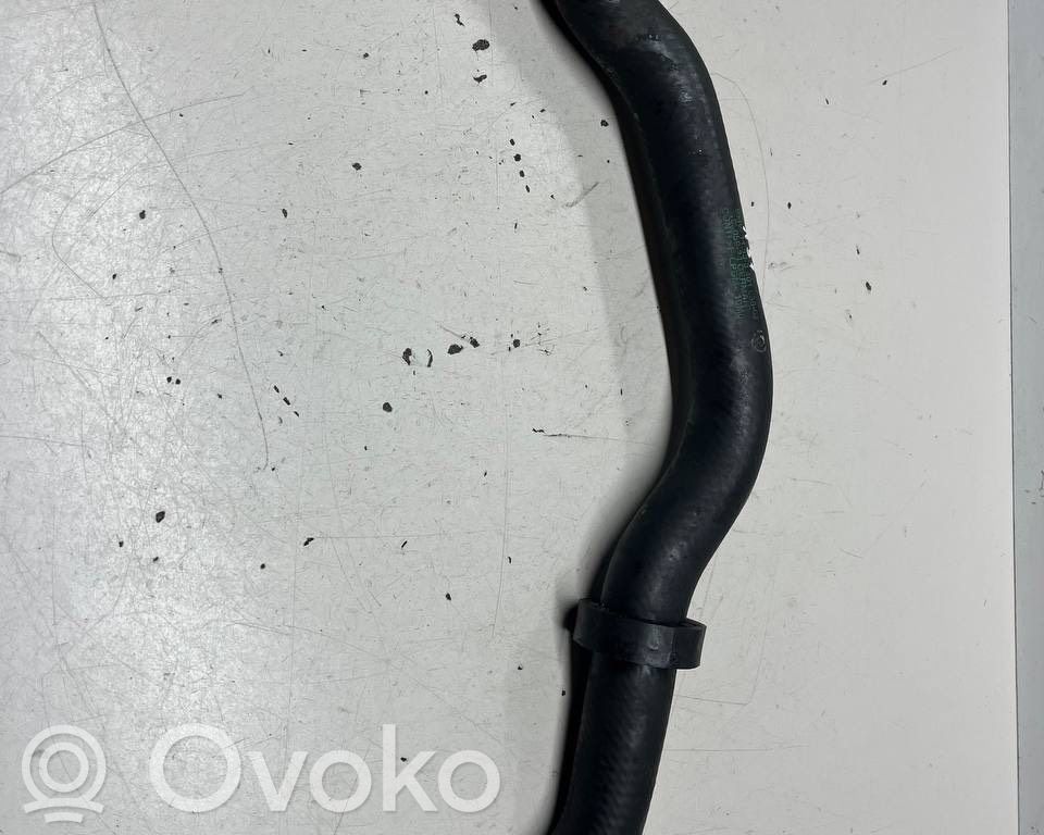 BMW X3 E83 Engine coolant pipe/hose 