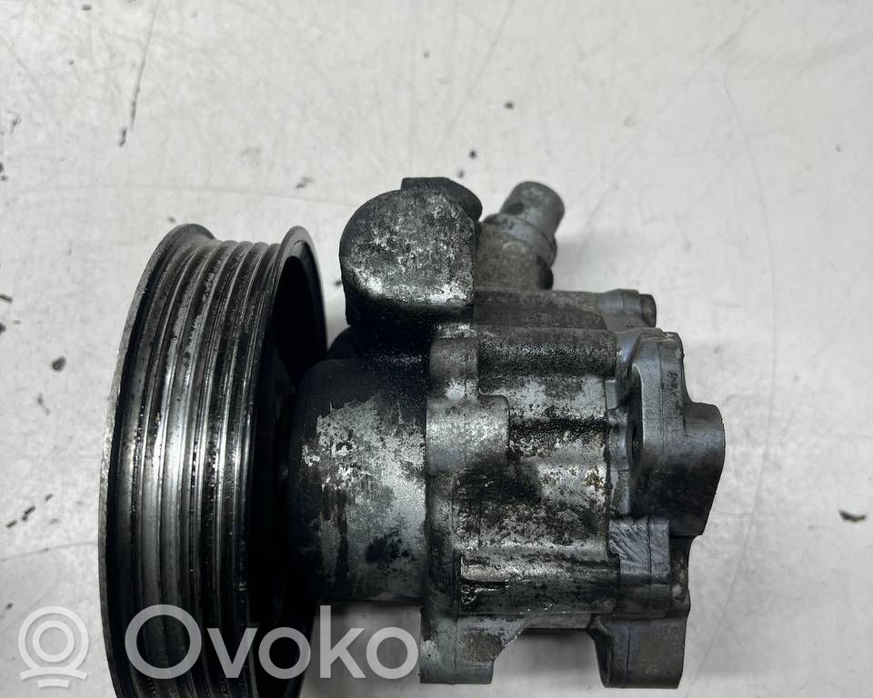 Audi A6 S6 C6 4F Power steering pump 