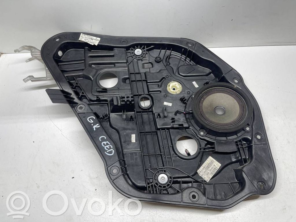 KIA Ceed Regulador de puerta trasera con motor 