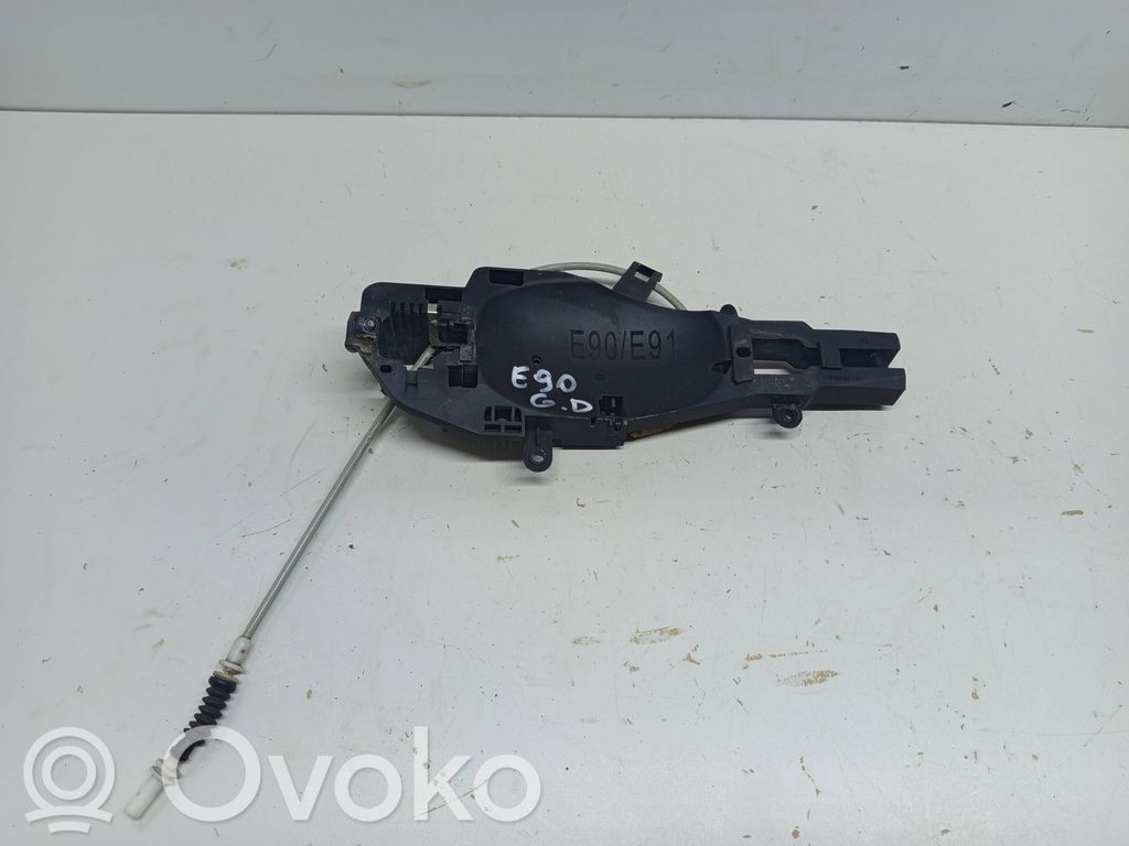 BMW 3 E90 E91 Priekšpusē turētājs / kronšteins ārējam atvēršanas rokturim 