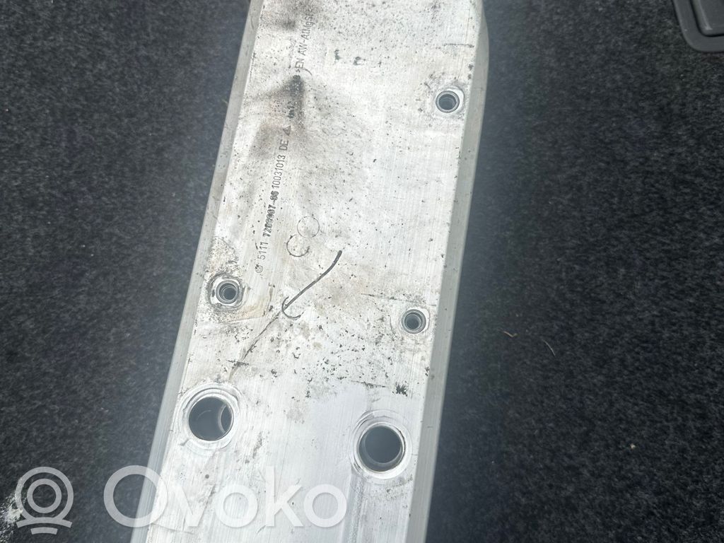 BMW 4 F32 F33 Odbój / Amortyzator zderzaka przedniego 