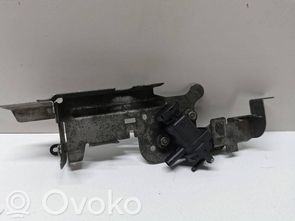 BMW 5 F10 F11 Zawór podciśnienia / Elektrozawór turbiny 