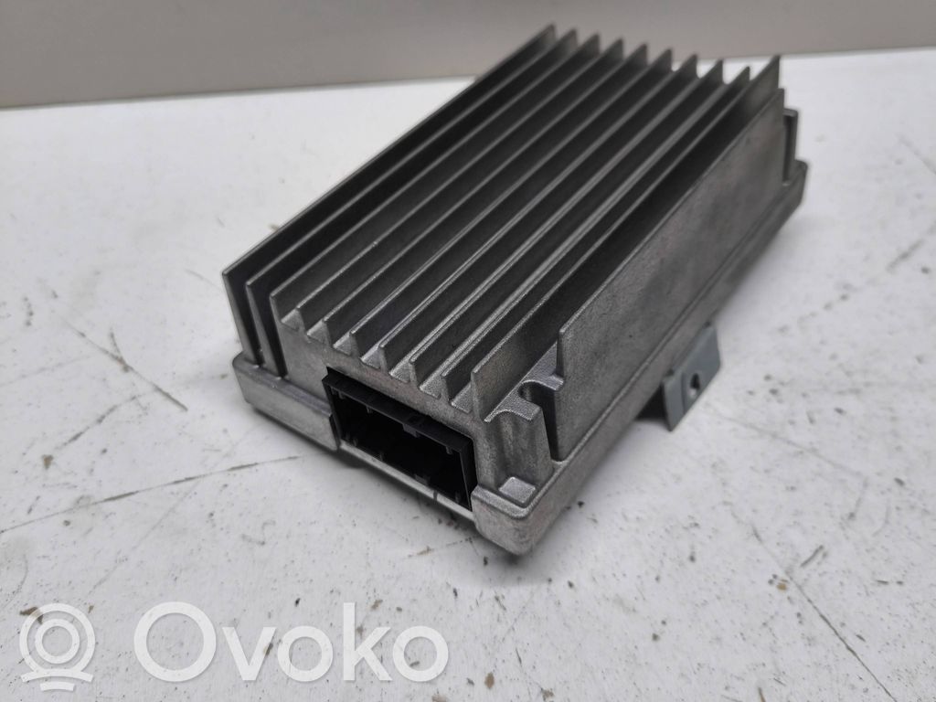 BMW X3 F25 Amplificatore 