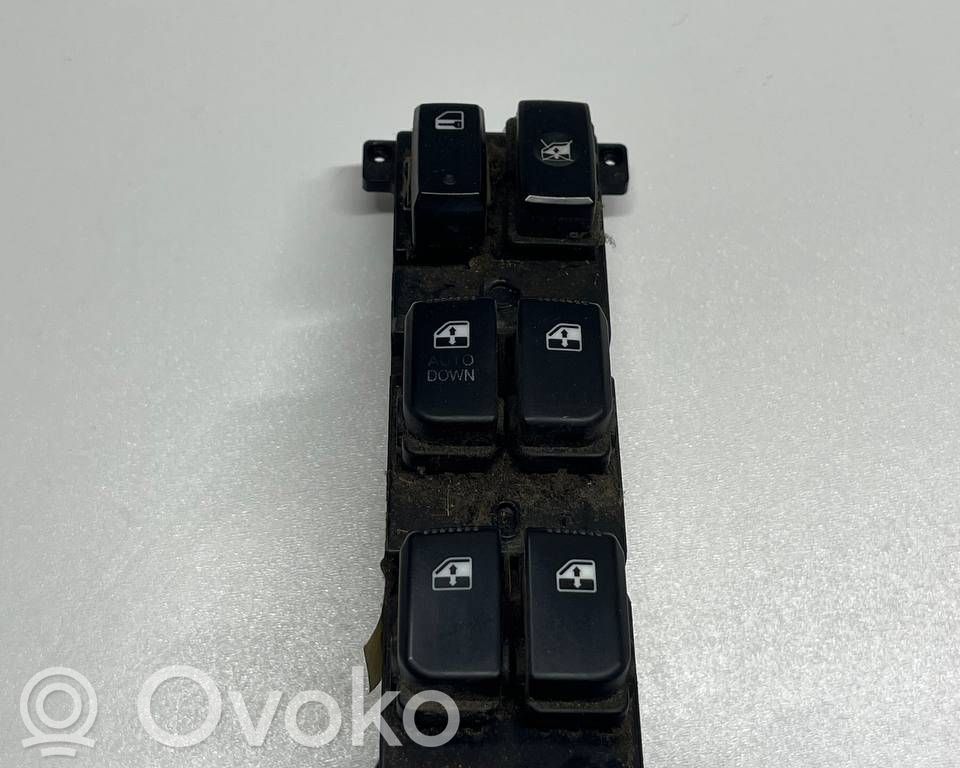 Hyundai Santa Fe Electric window control switch 