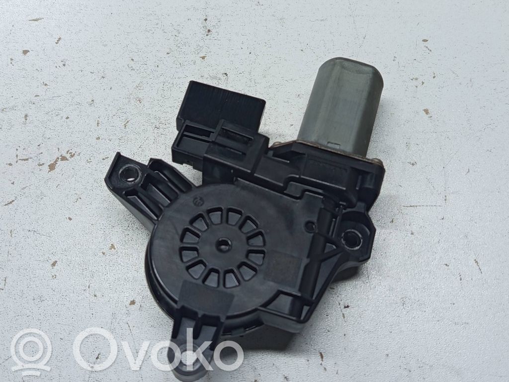 BMW 2 Active Tourer U06 Silnik regulatora szyby drzwi przednich 