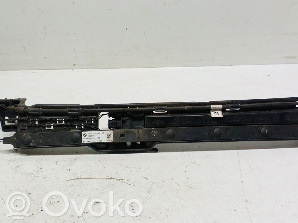 BMW X1 E84 Czujnik otwarcia klapy bagażnika 