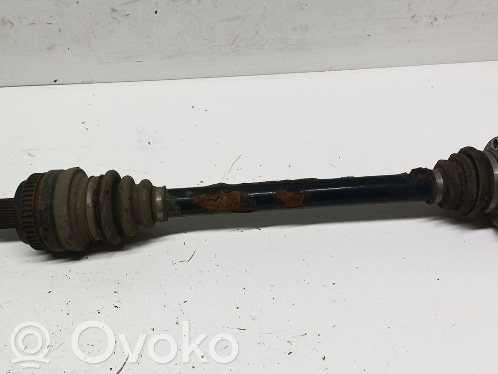 BMW X3 E83 Aizmugurējā pusass 