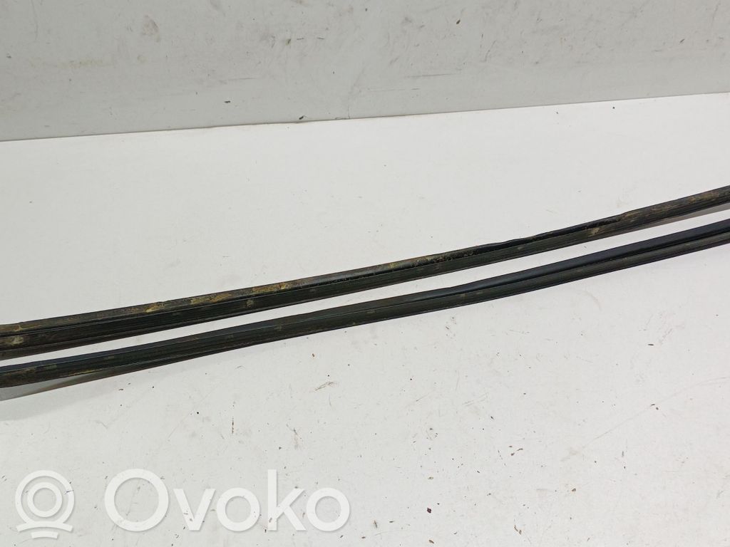 Audi A4 S4 B7 8E 8H Windshield trim 