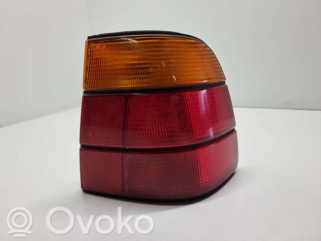 BMW 5 E34 Galinis žibintas kėbule 