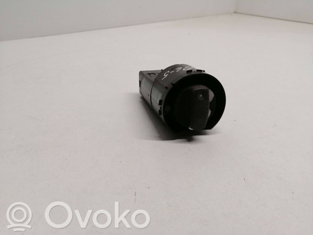 Audi A6 S6 C5 4B Light switch 