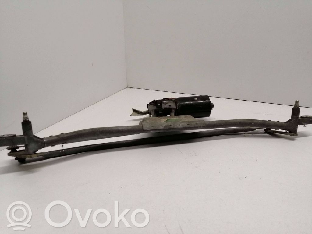Volvo 460 Wiper motor 