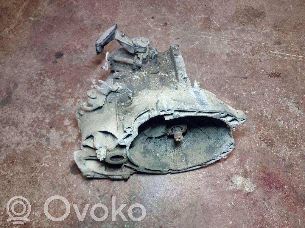 Ford Mondeo Mk III Mechaninė 5 pavarų dėžė 