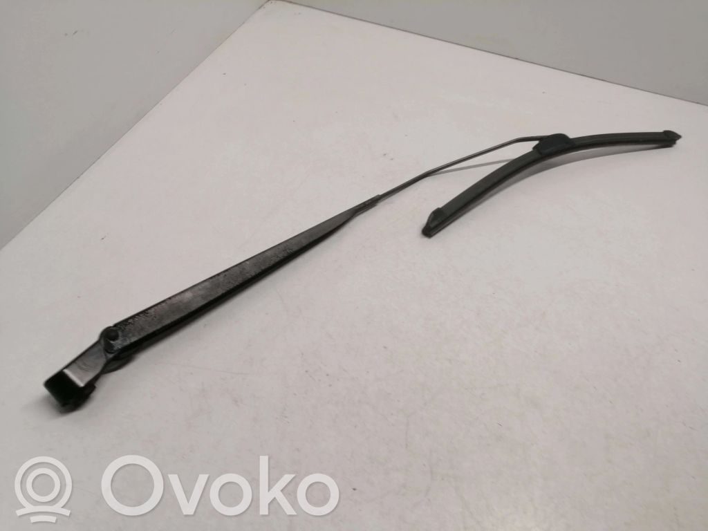 Citroen C3 Wischerarm vorne 