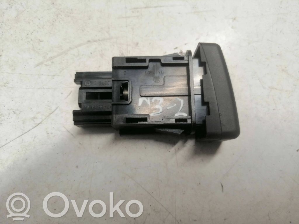 Hazard light switch   BP4K664H0,06102006,03750330