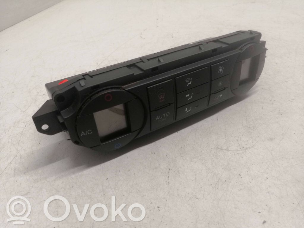 Ford C-MAX I Climate control unit 