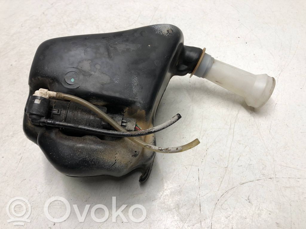 Citroen Saxo Logu šķidruma tvertne 