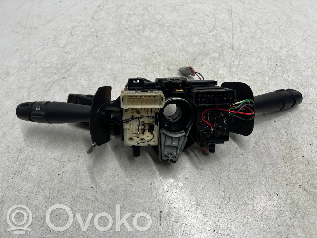 Renault Espace III Wiper turn signal indicator stalk/switch 