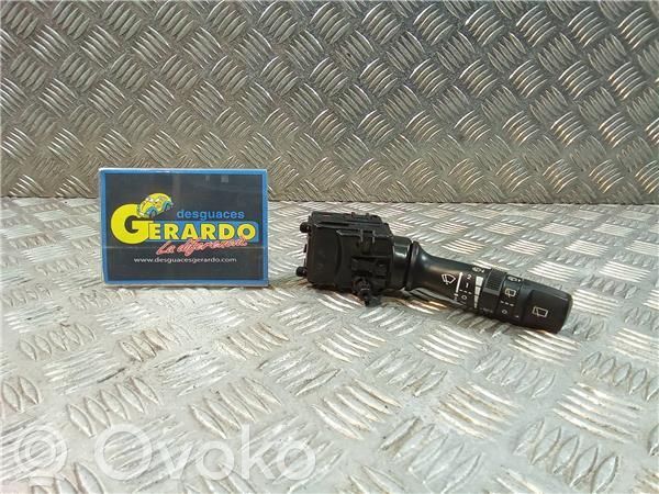 Comutator ștergător   934202K560