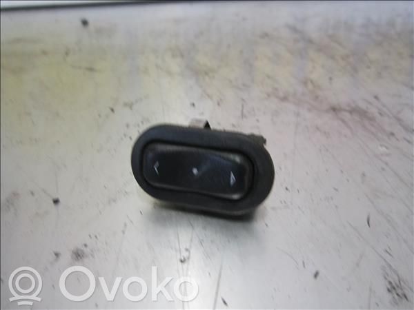 Opel Corsa C Electric window control switch 