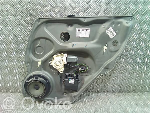 Mercedes-Benz B W245 Motor de la ventana/luna de ventilación 