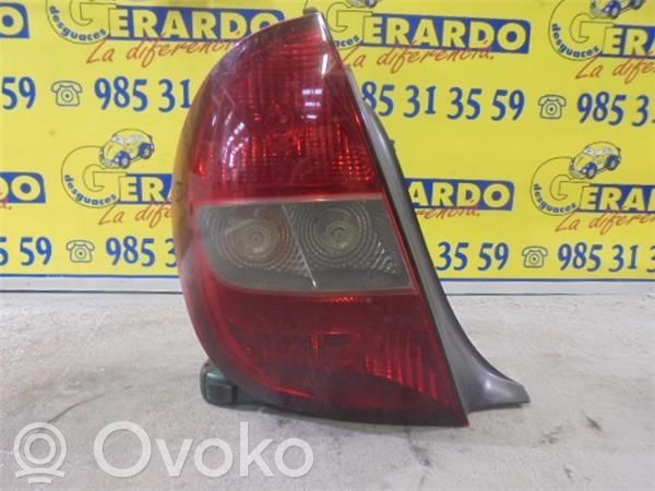 Lámpara de faros/luces traseros