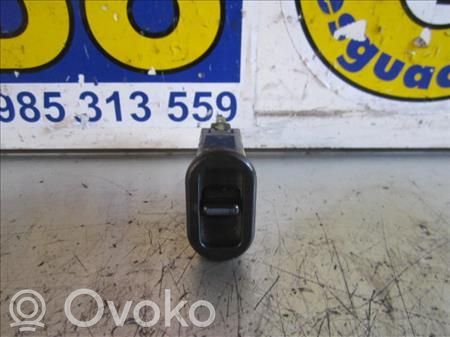 Interruptor del elevalunas eléctrico   TRAIZDO