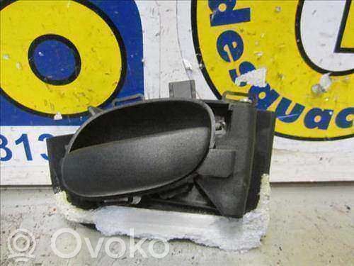 Peugeot 206 Rear door interior handle 
