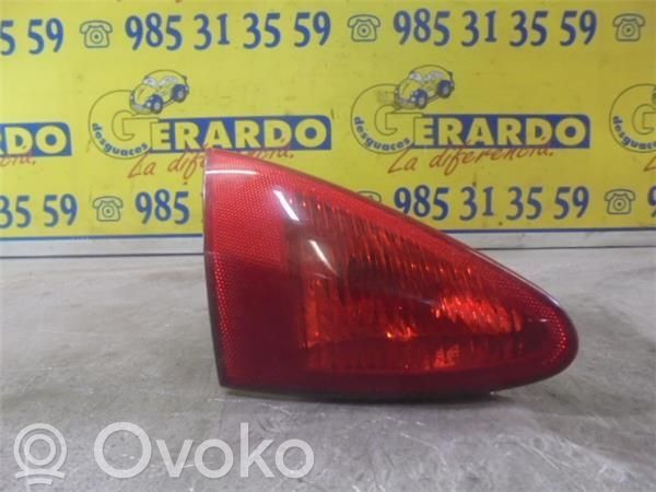 Lámpara de faros/luces traseros