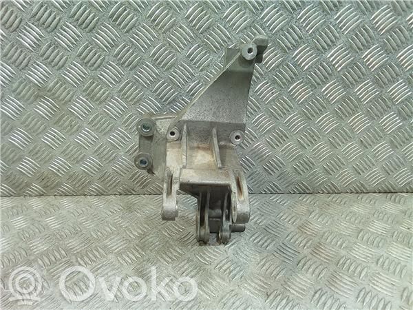 Jeep Renegade Generator/alternator bracket 