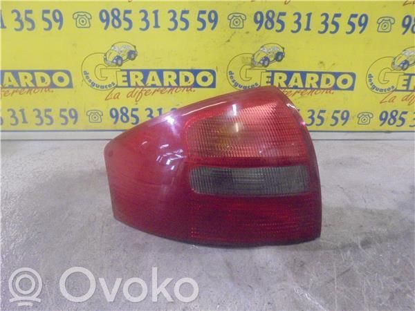 Lámpara de faros/luces traseros