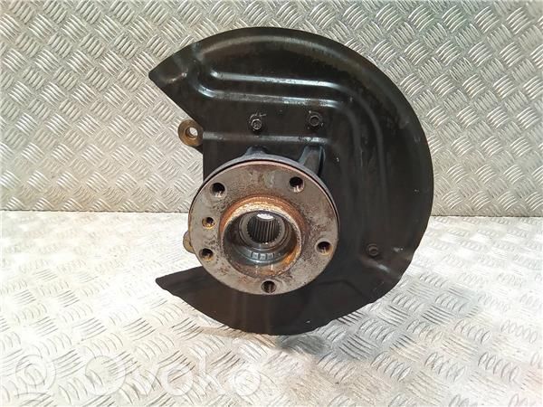 Front wheel hub spindle knuckle