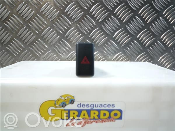 Mazda 3 II Hazard light switch 