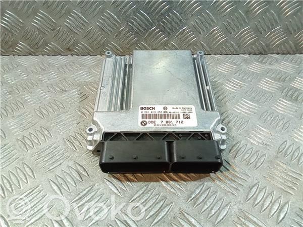 Unité de commande, module ECU de moteur   281013253,DDE7801712