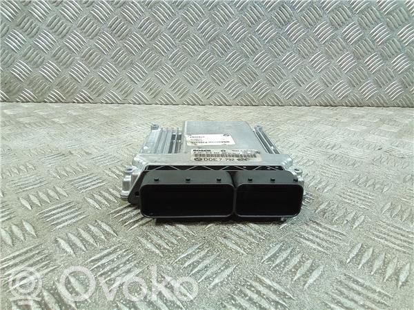 Unidad de control/módulo ECU del motor   7792024