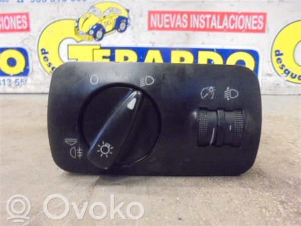 Seat Cordoba (6K) Interruttore luci
