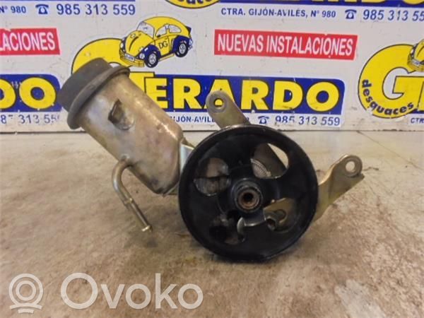 Ohjaustehostimen pumppu   W4L31208
