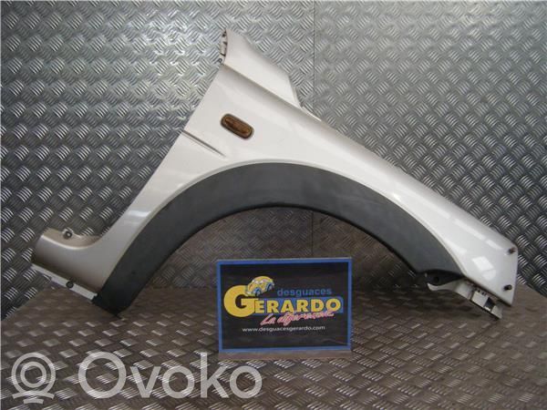 Land Rover Freelander Nadkole przednie 