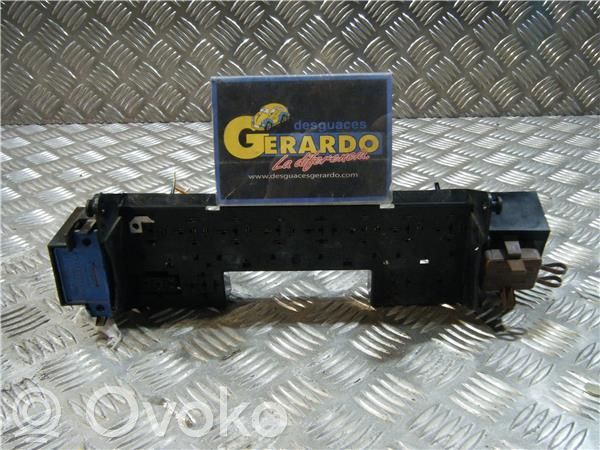 Renault 19 Fuse module 