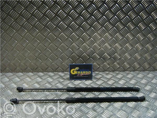 Opel Astra J Tampone in gomma portellone posteriore/bagagliaio