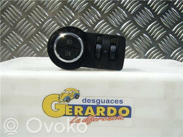 Opel Astra J Interruttore luci
