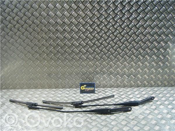 Wischerarm vorne   4M5117526AC,4M5117526CC