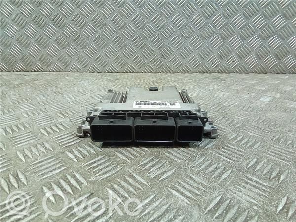 Dacia Sandero Engine control unit/module ECU 