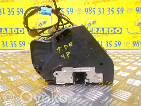 Mercedes-Benz C AMG W203 Rear door lock