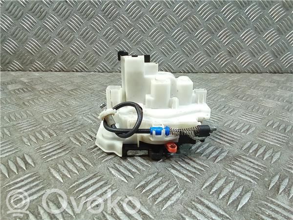 Cerradura de puerta delantera   1365223080