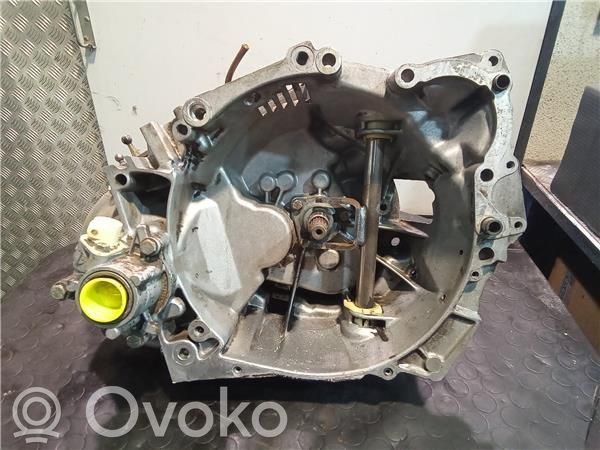 Manualna 5-biegowa skrzynia biegów   20CL04,4134687B