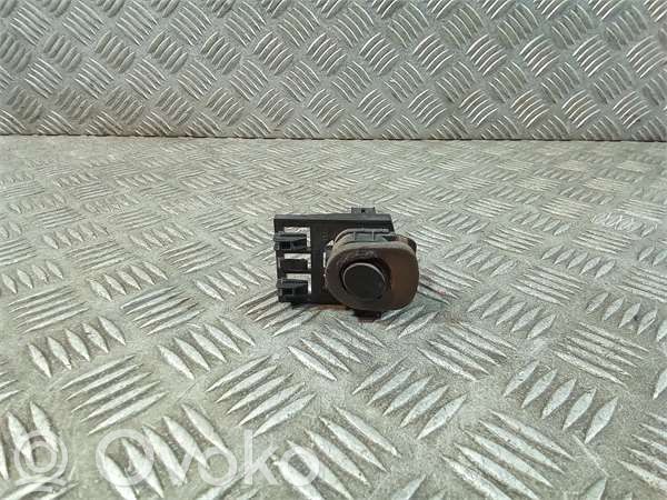 Peugeot 407 Comutator deschidere hayon/portbagaj/oblon