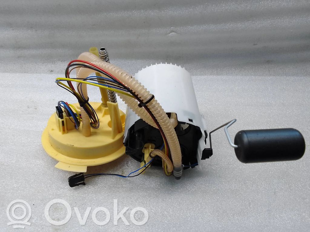 Volvo XC90 Bomba interna de combustible 