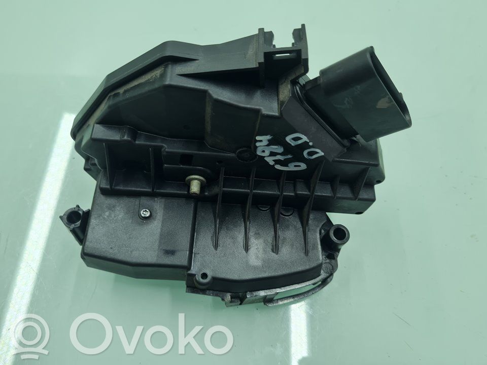 Front door lock   BM5AA21812BF