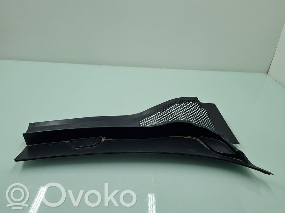 Seat Leon IV Listwa szyby czołowej / przedniej 
